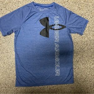 Boys Size L Under Armour Dri-fit shirt